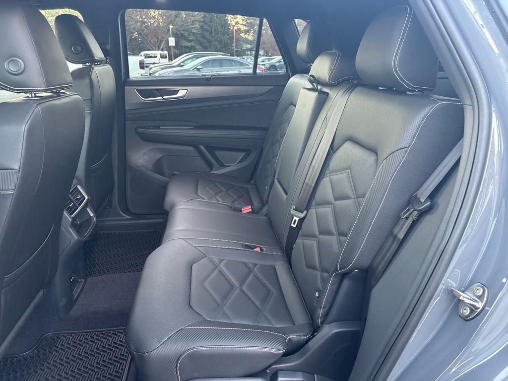 new 2026 Volkswagen Atlas Cross Sport car, priced at $46,152