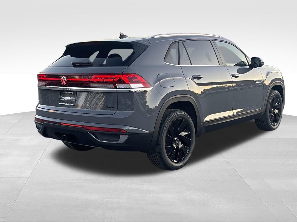 new 2026 Volkswagen Atlas Cross Sport car, priced at $46,152