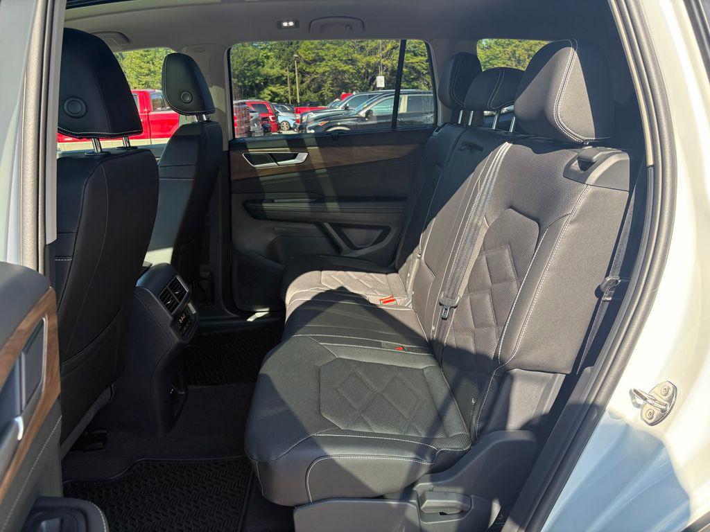 new 2026 Volkswagen Atlas car, priced at $46,617