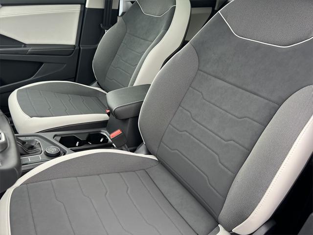 new 2025 Volkswagen Taos car, priced at $31,611