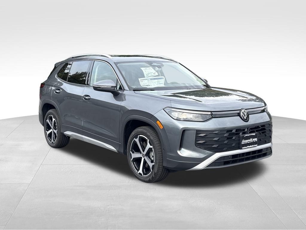 new 2025 Volkswagen Tiguan car, priced at $34,945