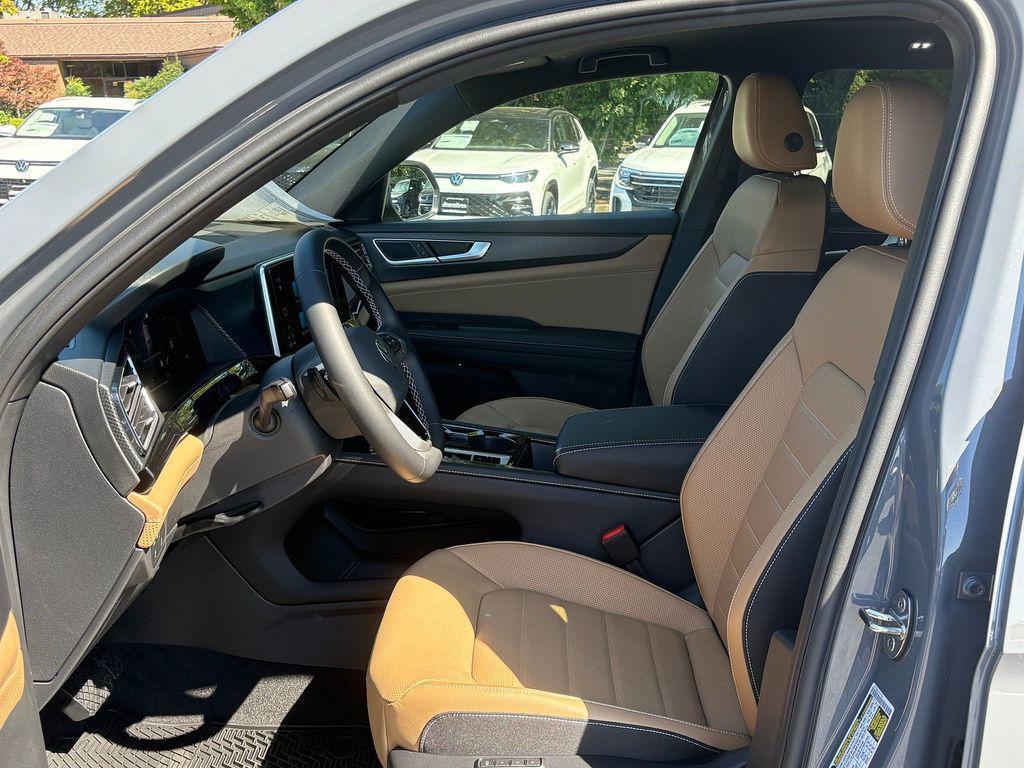 new 2026 Volkswagen Atlas Cross Sport car, priced at $49,417