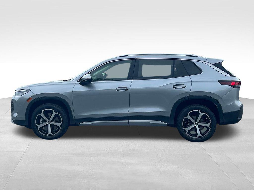 new 2025 Volkswagen Tiguan car, priced at $33,965