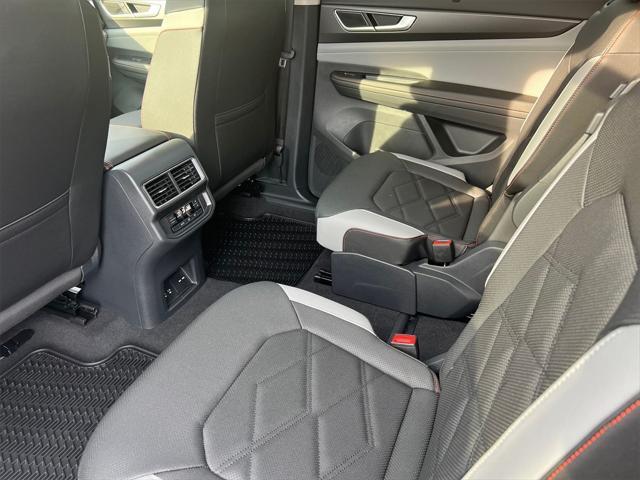 new 2025 Volkswagen Atlas car, priced at $44,614