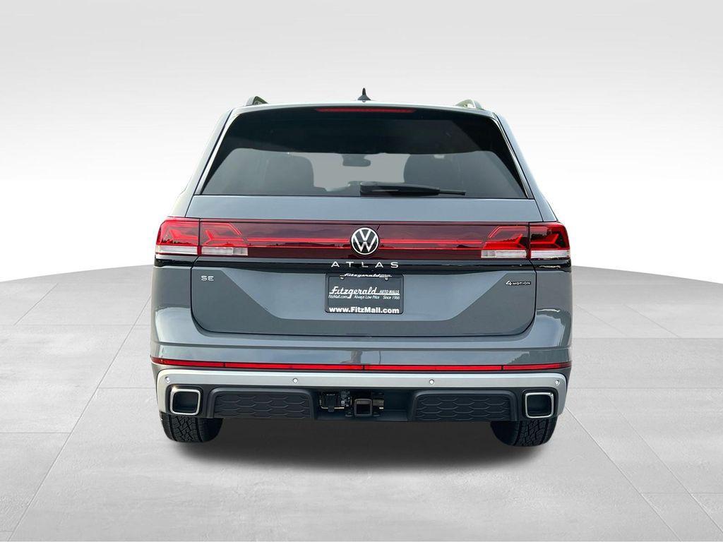 new 2025 Volkswagen Atlas car, priced at $42,814