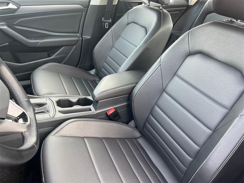 used 2024 Volkswagen Jetta car, priced at $20,995
