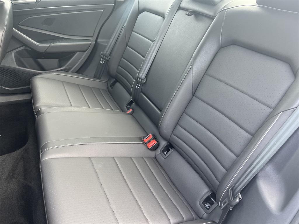 used 2024 Volkswagen Jetta car, priced at $20,995