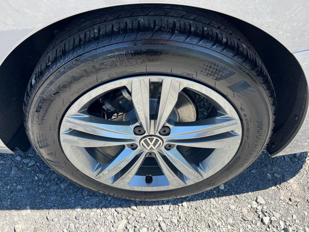 used 2024 Volkswagen Jetta car, priced at $20,995