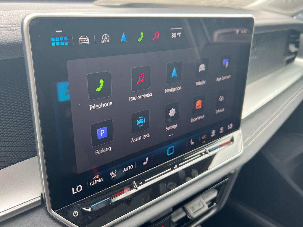 new 2025 Volkswagen Tiguan car, priced at $32,933