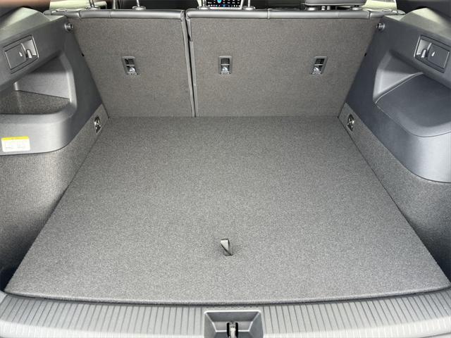 new 2025 Volkswagen Tiguan car, priced at $36,742