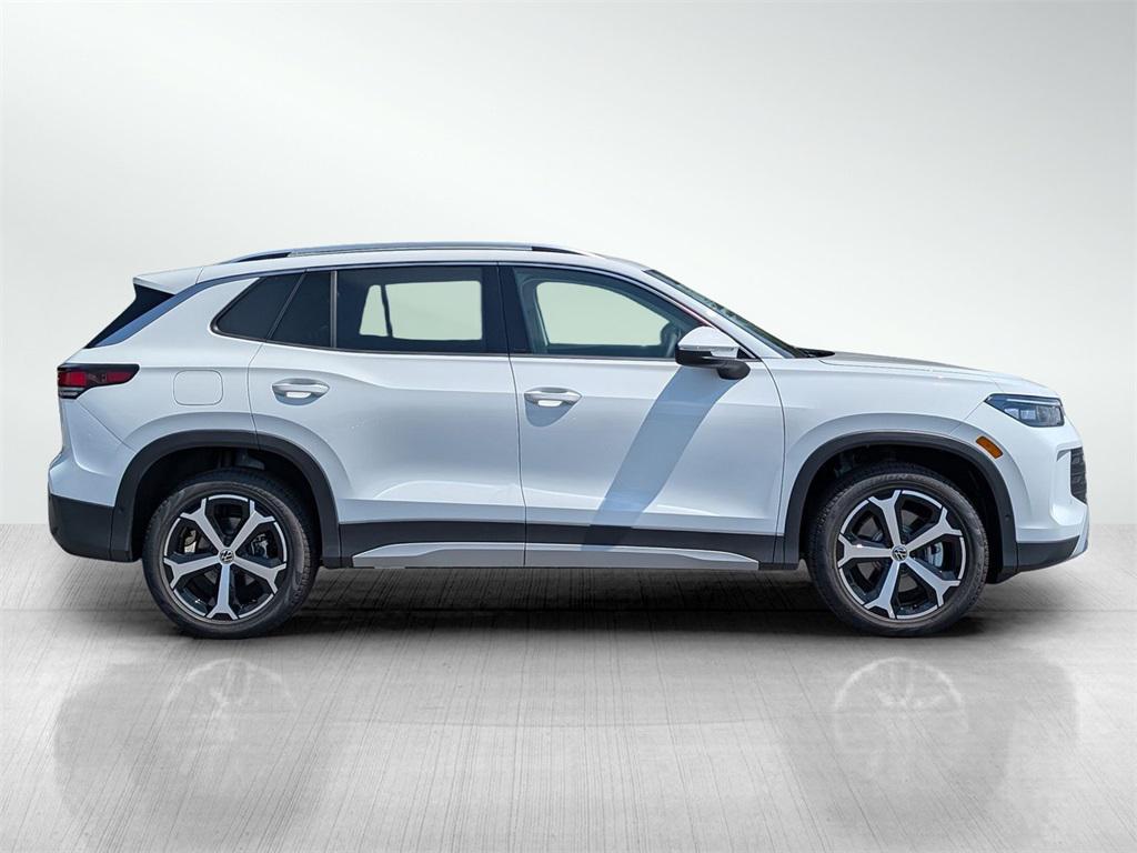 new 2025 Volkswagen Tiguan car, priced at $34,715