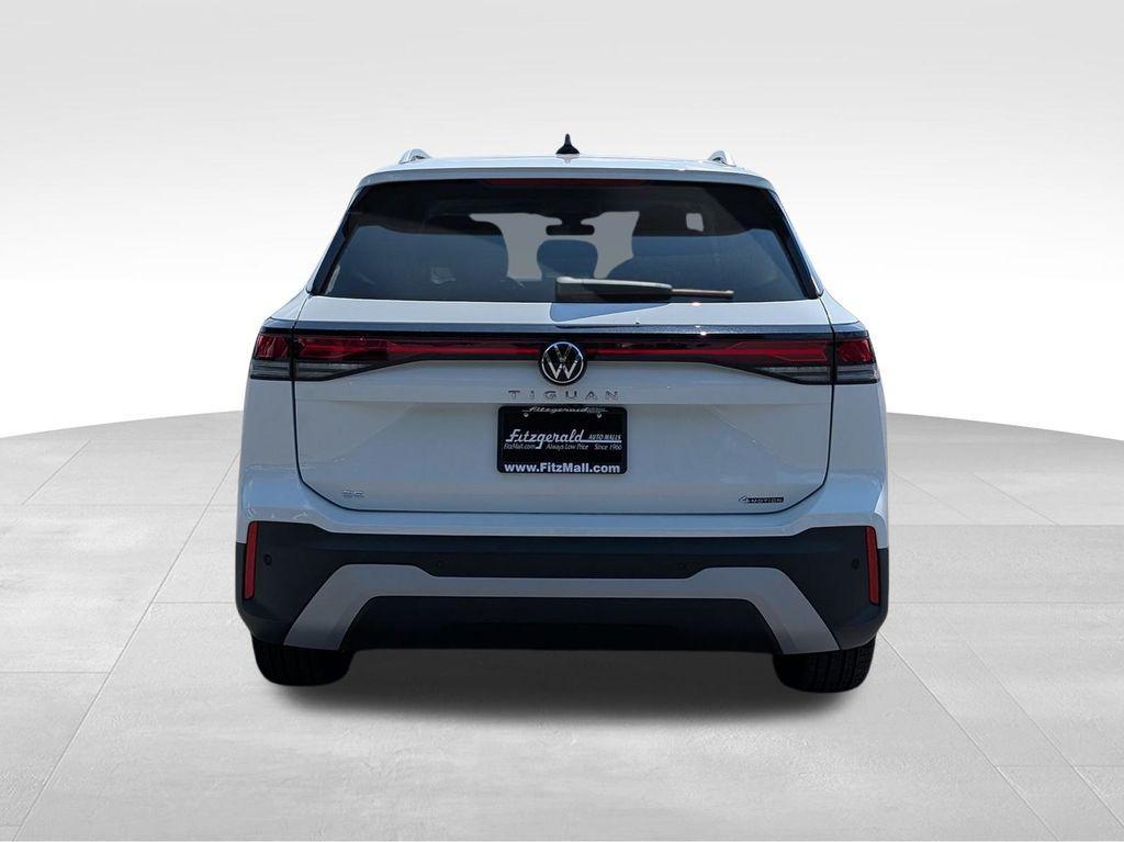 new 2025 Volkswagen Tiguan car, priced at $33,965