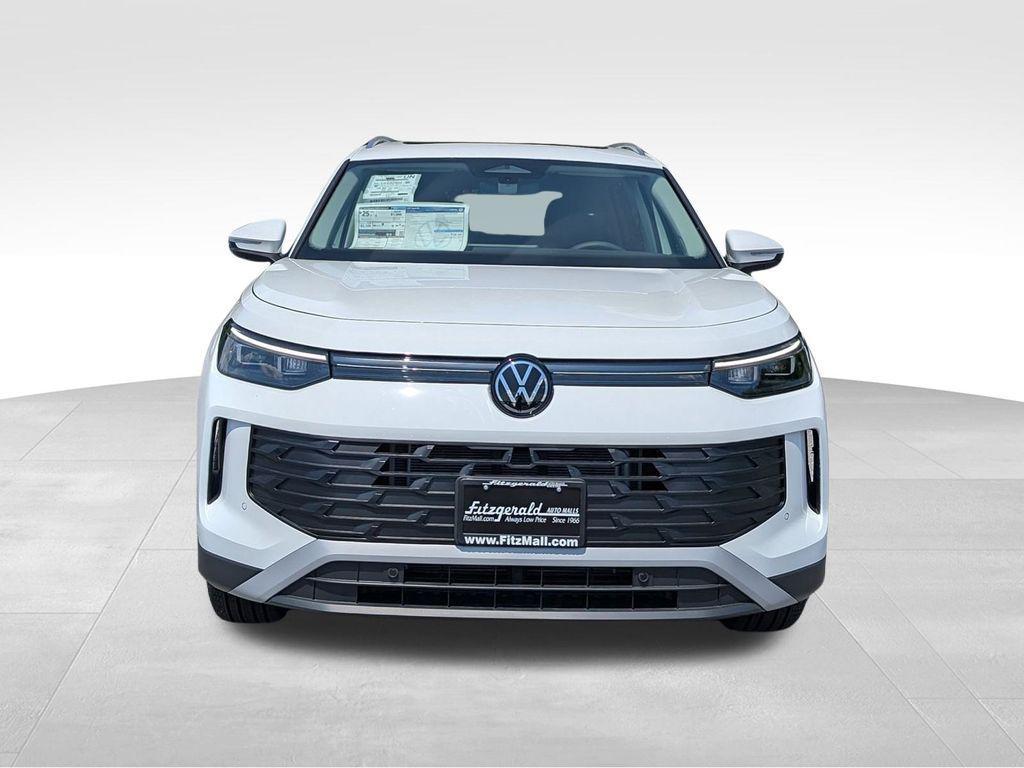 new 2025 Volkswagen Tiguan car, priced at $33,965