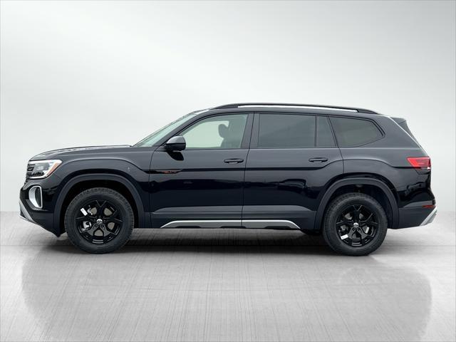 new 2025 Volkswagen Atlas car, priced at $45,079