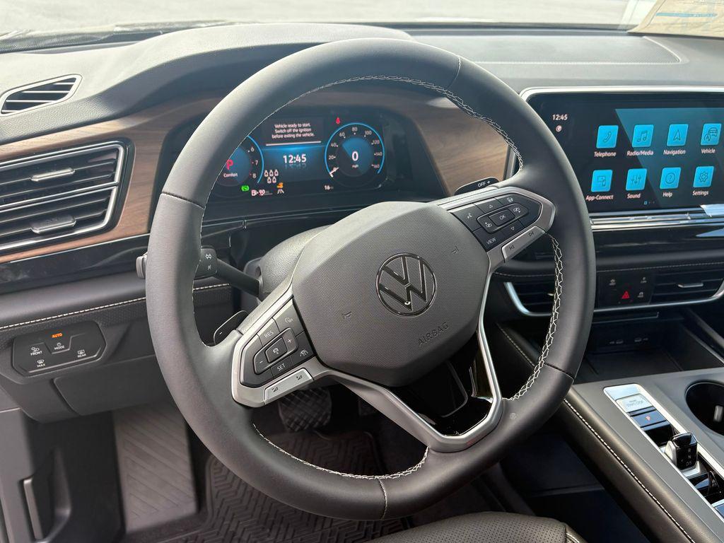 new 2026 Volkswagen Atlas car, priced at $40,875