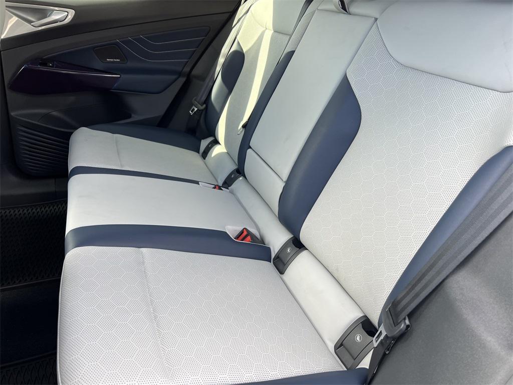 new 2025 Volkswagen ID.4 car, priced at $57,528