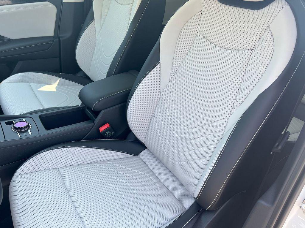 new 2025 Volkswagen Tiguan car, priced at $34,618