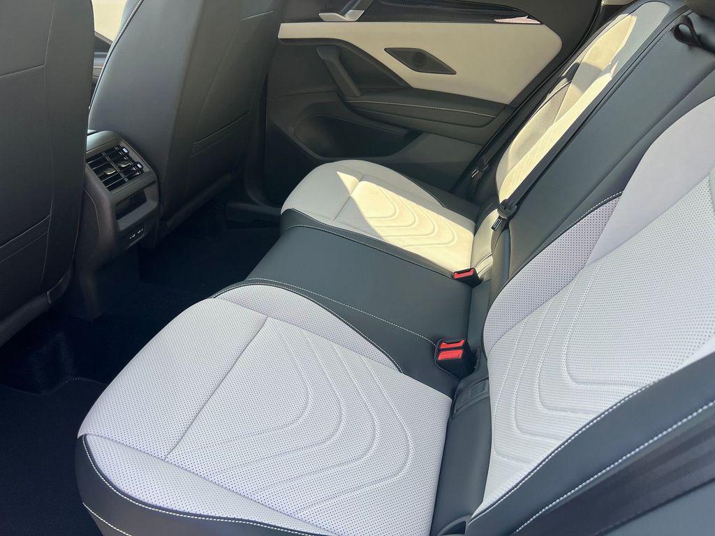 new 2025 Volkswagen Tiguan car, priced at $34,618