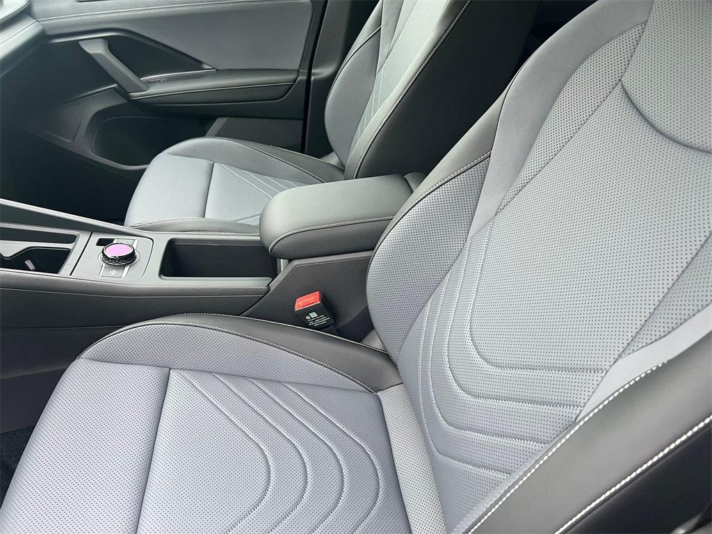 new 2025 Volkswagen Tiguan car, priced at $35,368