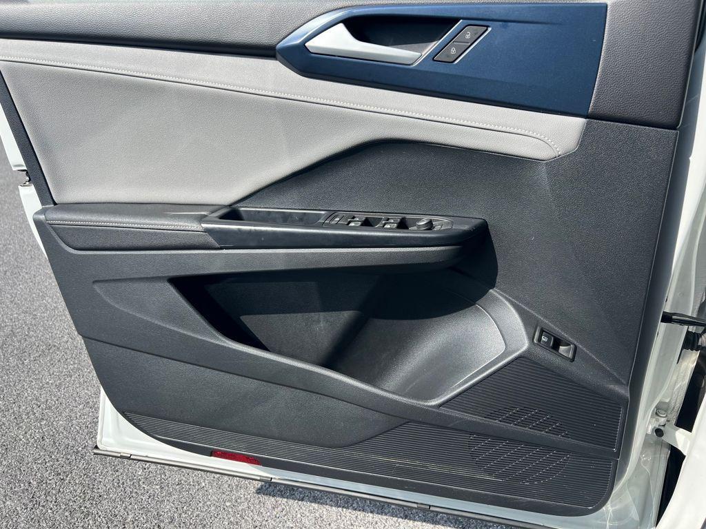 used 2024 Volkswagen Taos car, priced at $19,995