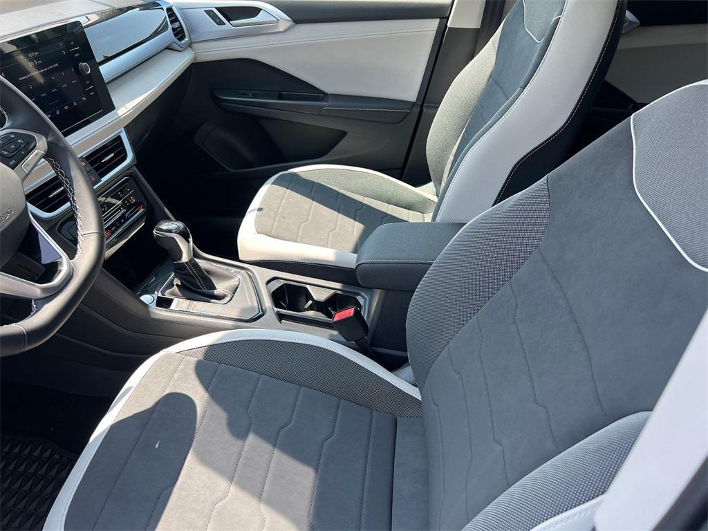 new 2025 Volkswagen Taos car, priced at $29,998