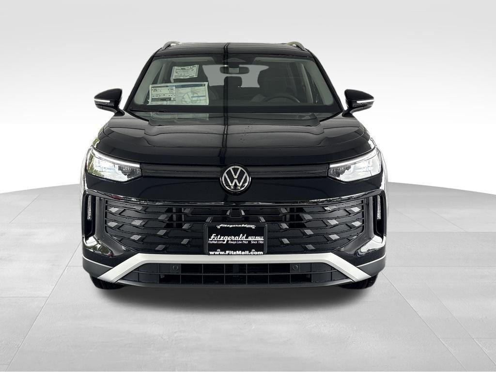 new 2025 Volkswagen Tiguan car, priced at $31,217
