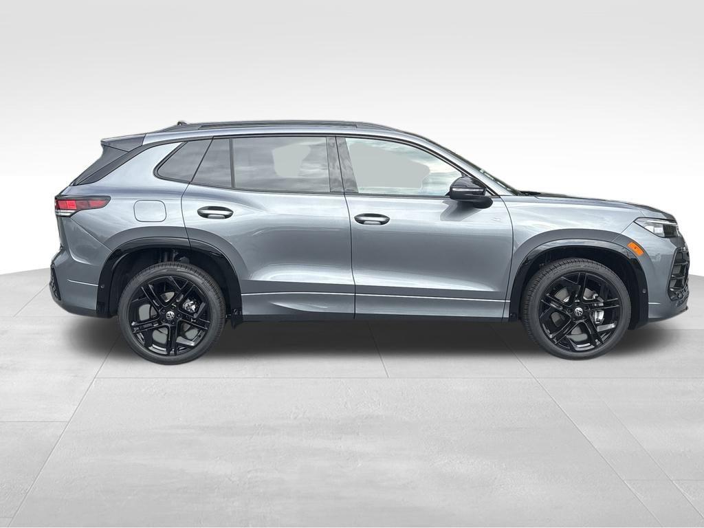new 2025 Volkswagen Tiguan car, priced at $36,973