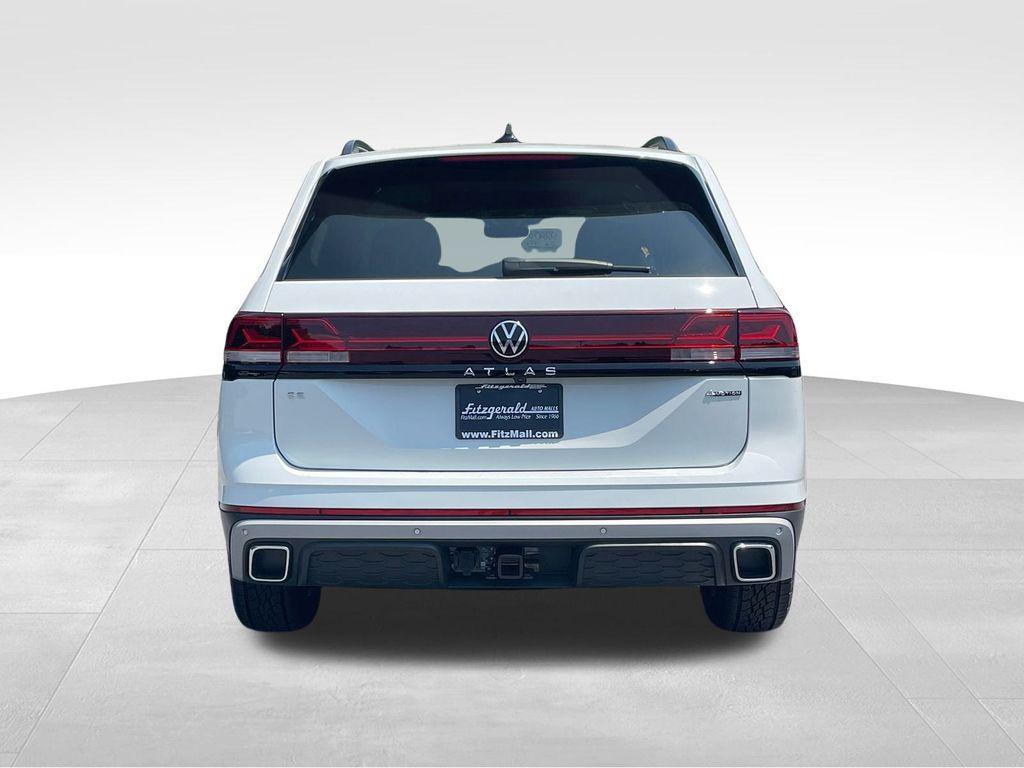 new 2025 Volkswagen Atlas car, priced at $42,377