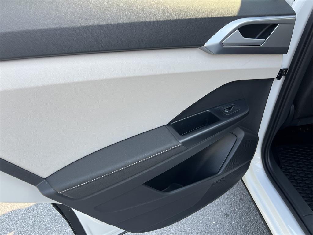 new 2025 Volkswagen Taos car, priced at $31,644