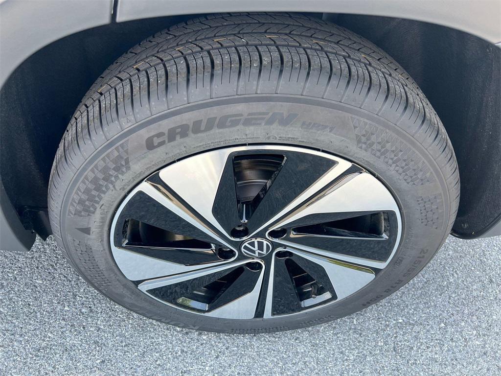 new 2025 Volkswagen Taos car, priced at $31,644
