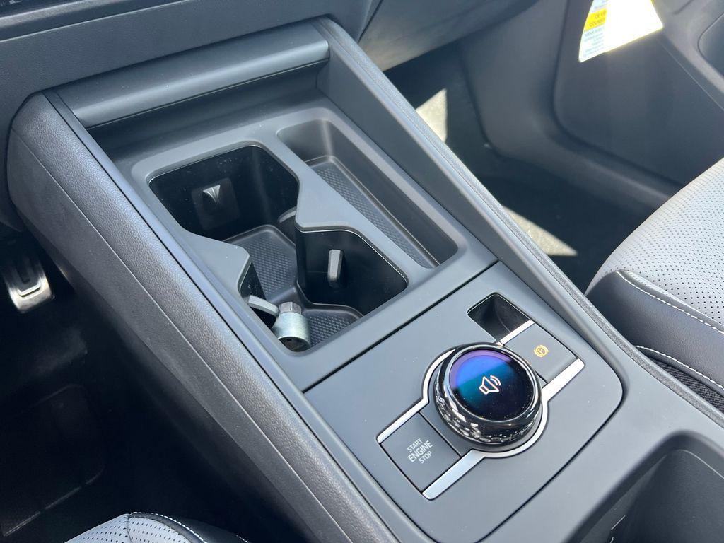 new 2025 Volkswagen Tiguan car, priced at $35,992