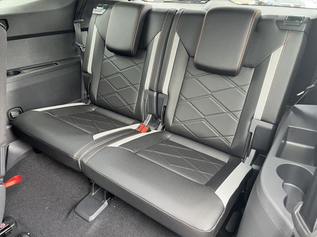 new 2025 Volkswagen Atlas car, priced at $43,579