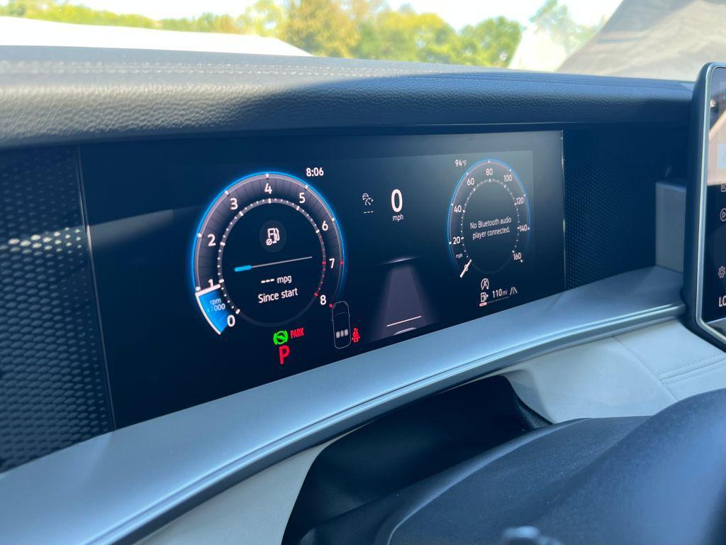 new 2025 Volkswagen Tiguan car, priced at $35,138