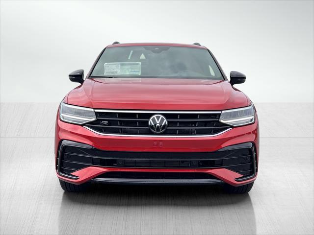 new 2024 Volkswagen Tiguan car, priced at $33,178