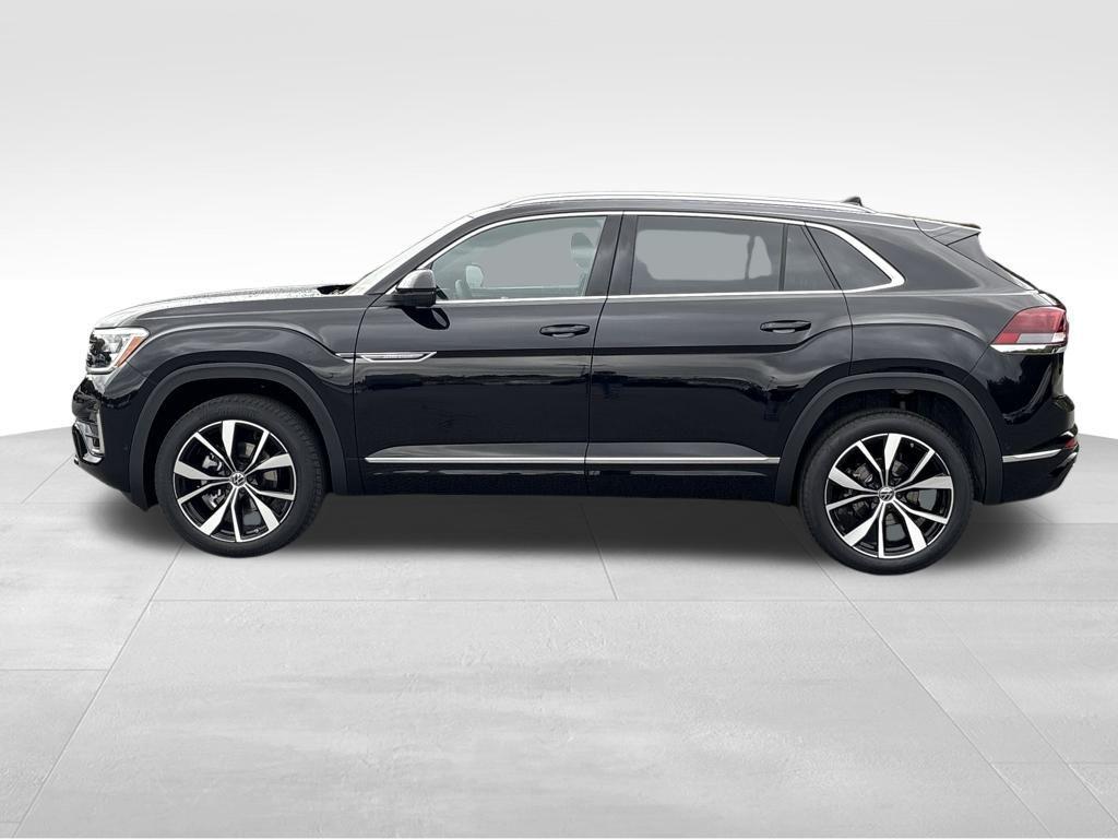 new 2026 Volkswagen Atlas Cross Sport car, priced at $53,374