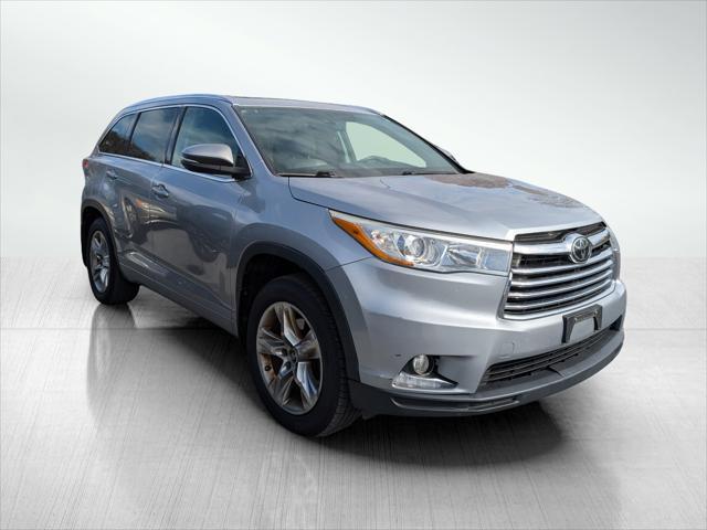 used 2016 Toyota Highlander car, priced at $20,995