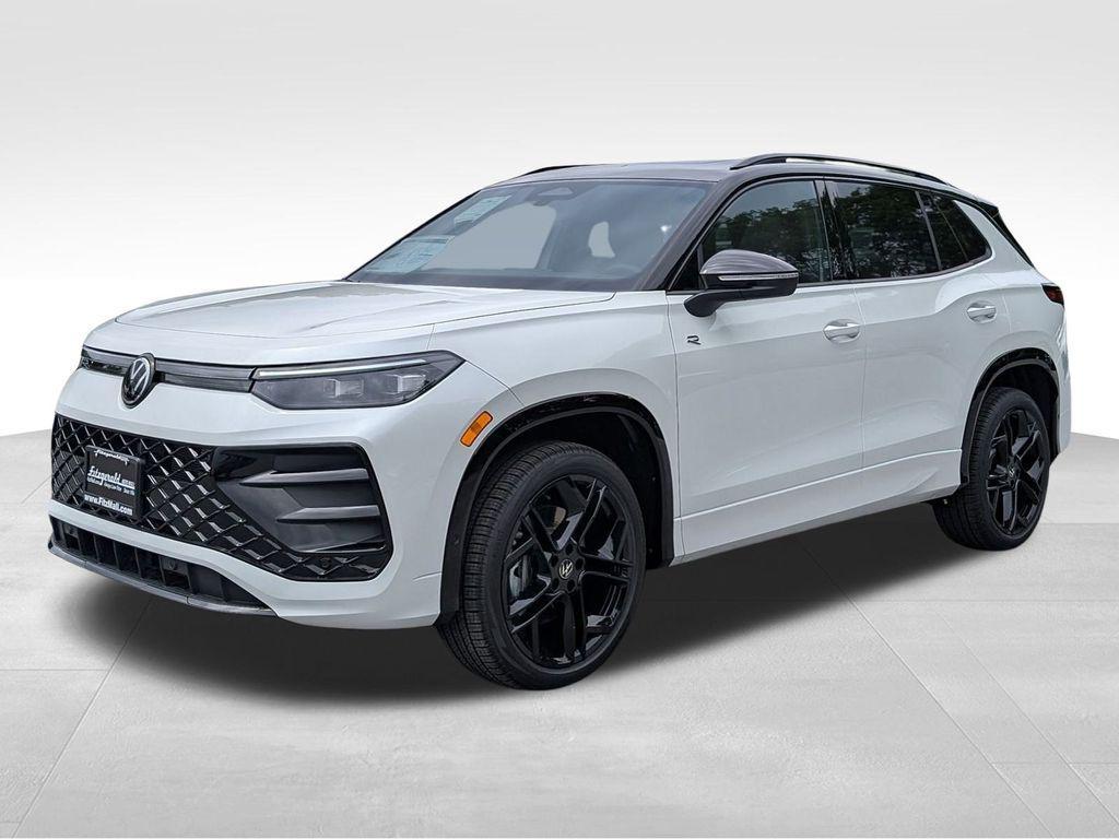 new 2025 Volkswagen Tiguan car, priced at $38,189