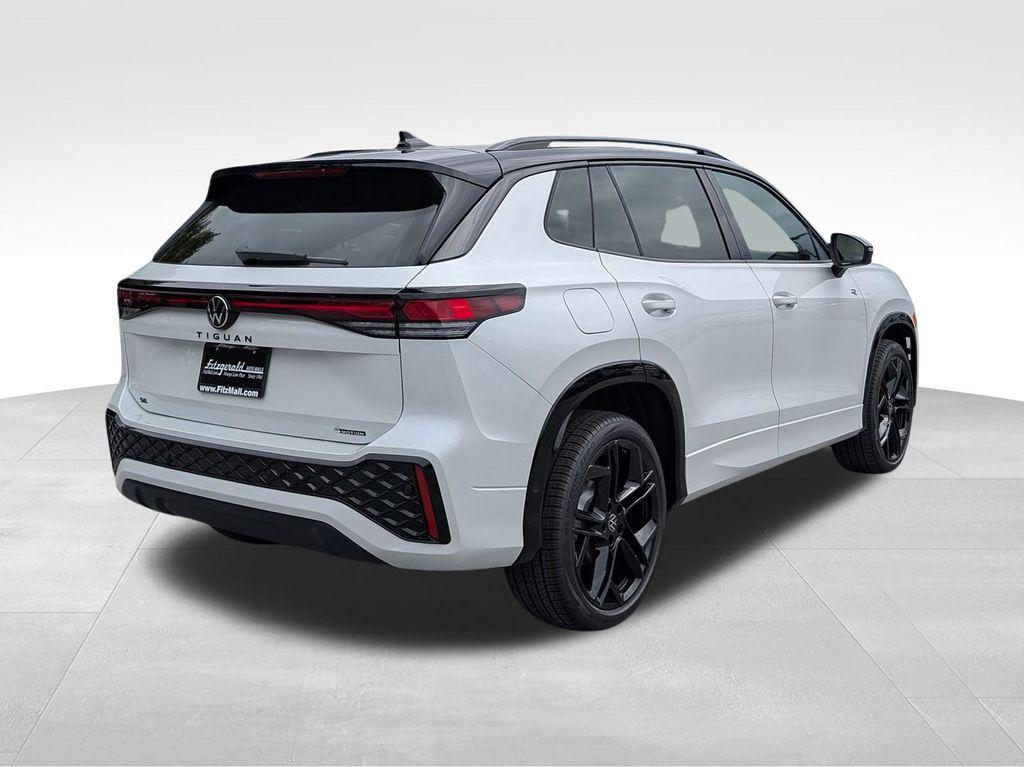 new 2025 Volkswagen Tiguan car, priced at $38,189
