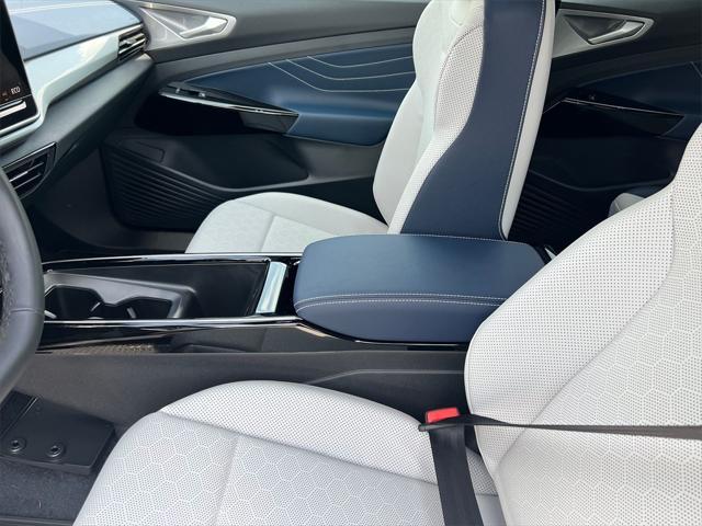 new 2025 Volkswagen ID.4 car, priced at $49,119