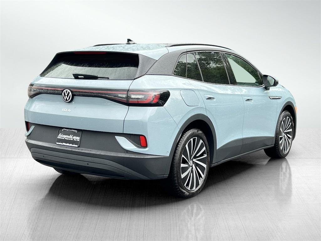 new 2025 Volkswagen ID.4 car, priced at $40,720