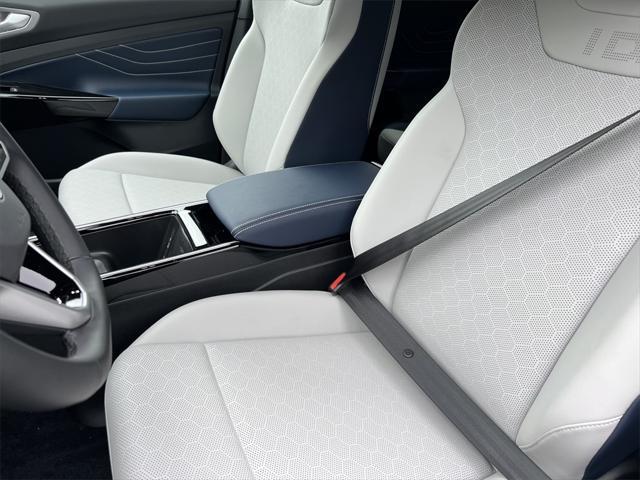 new 2025 Volkswagen ID.4 car, priced at $37,470
