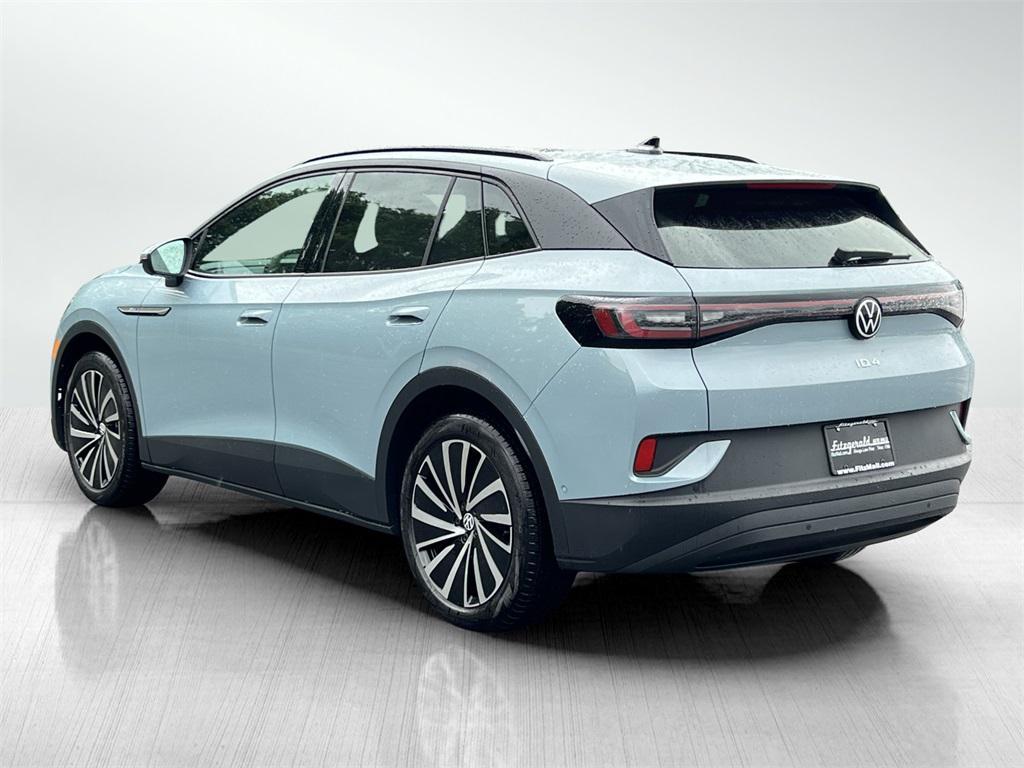 new 2025 Volkswagen ID.4 car, priced at $40,720