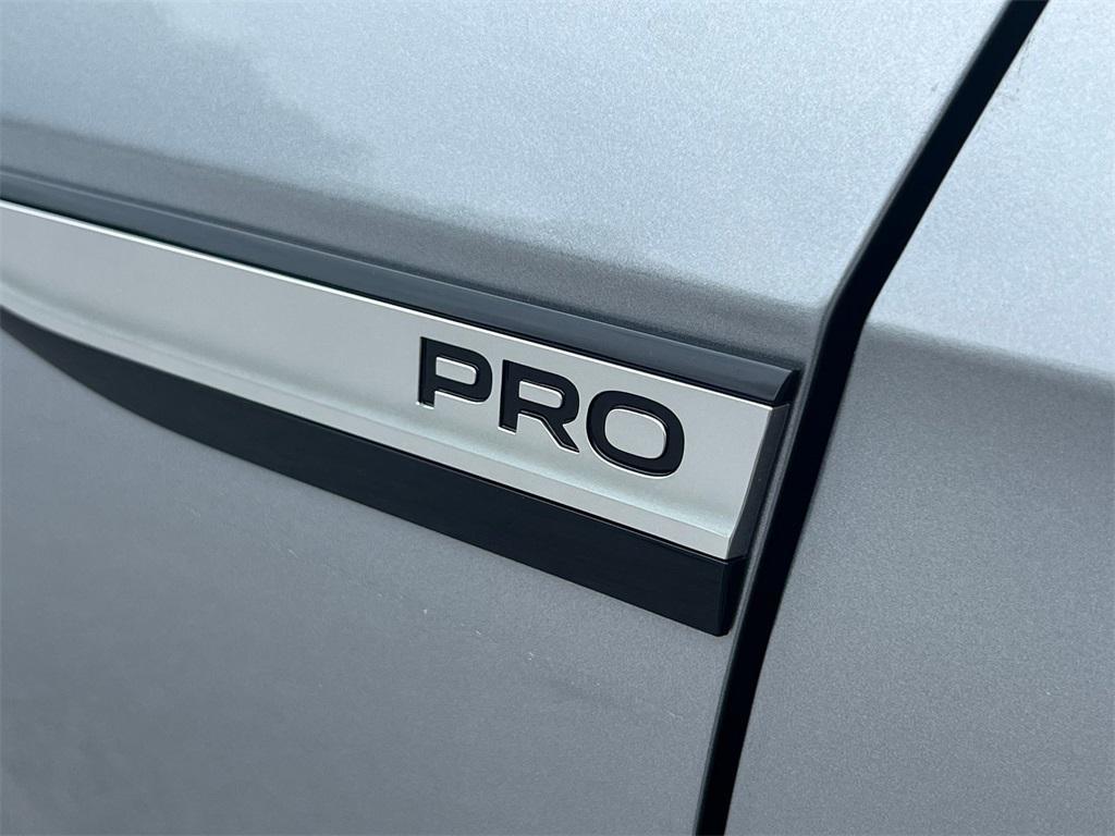 new 2025 Volkswagen ID.4 car, priced at $40,407