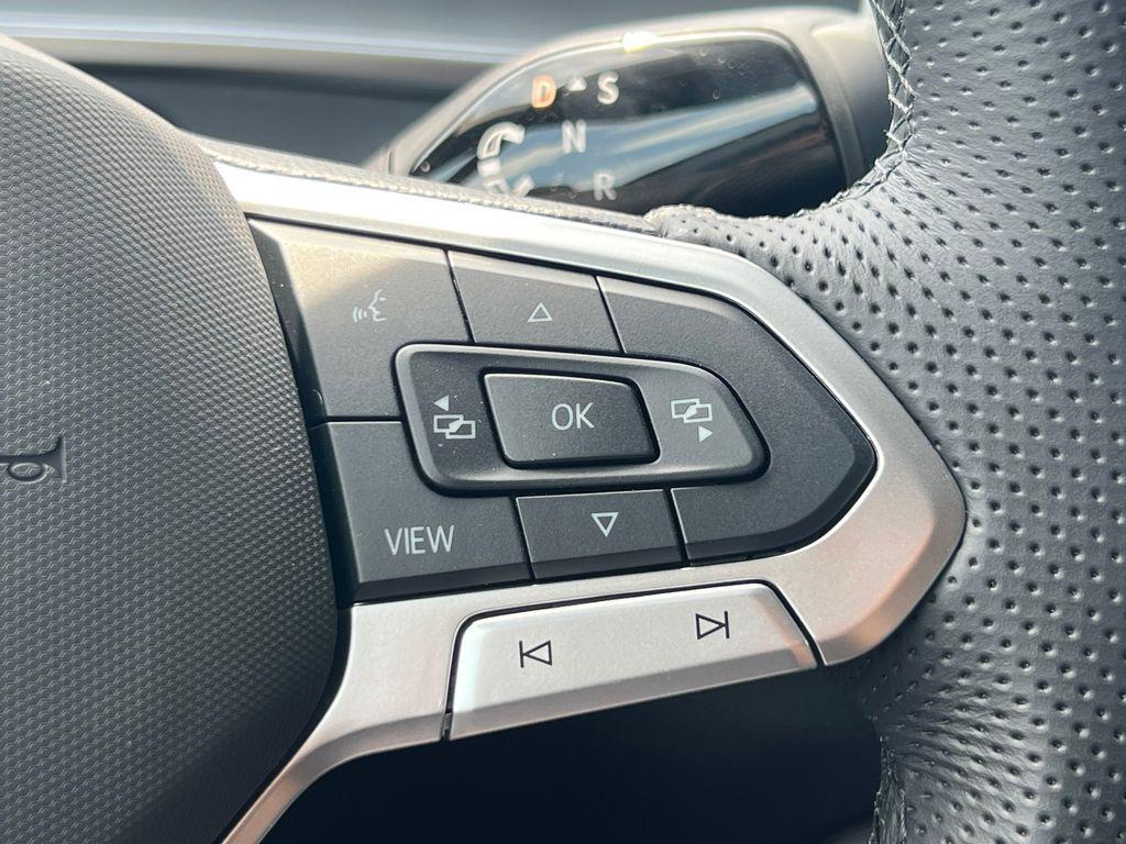new 2025 Volkswagen Tiguan car, priced at $36,809