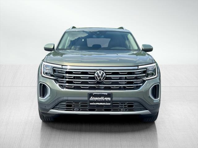new 2025 Volkswagen Atlas car, priced at $46,074