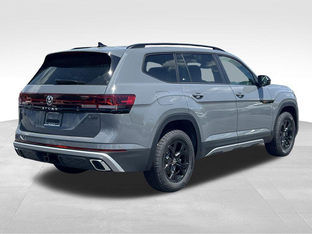 new 2025 Volkswagen Atlas car, priced at $41,614
