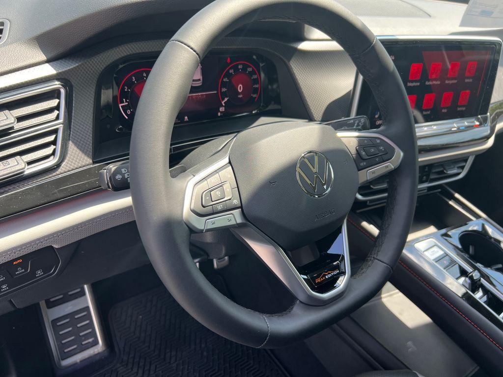 new 2025 Volkswagen Atlas car, priced at $41,614