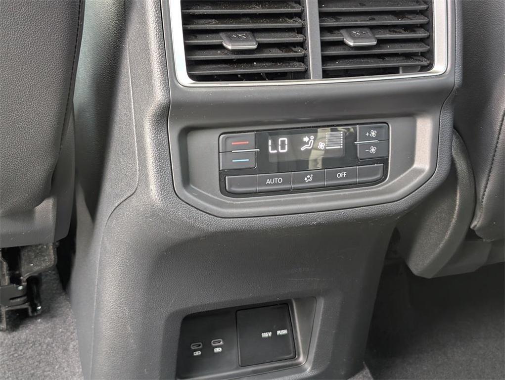 used 2024 Volkswagen Atlas car, priced at $32,495