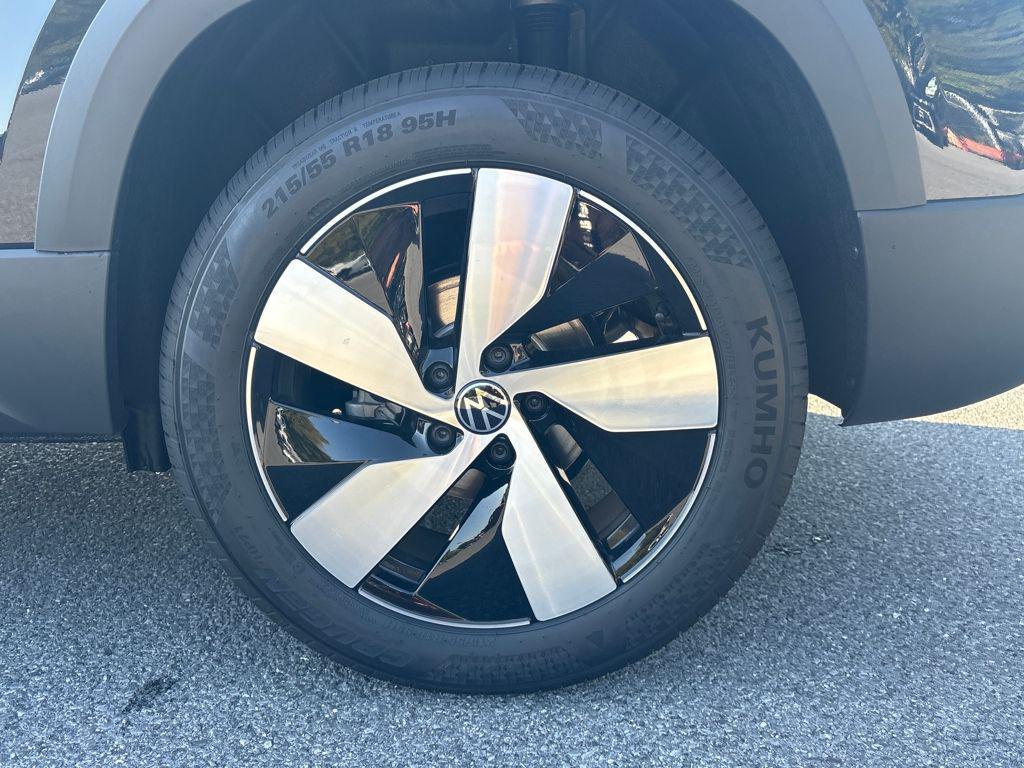 new 2025 Volkswagen Taos car, priced at $27,800