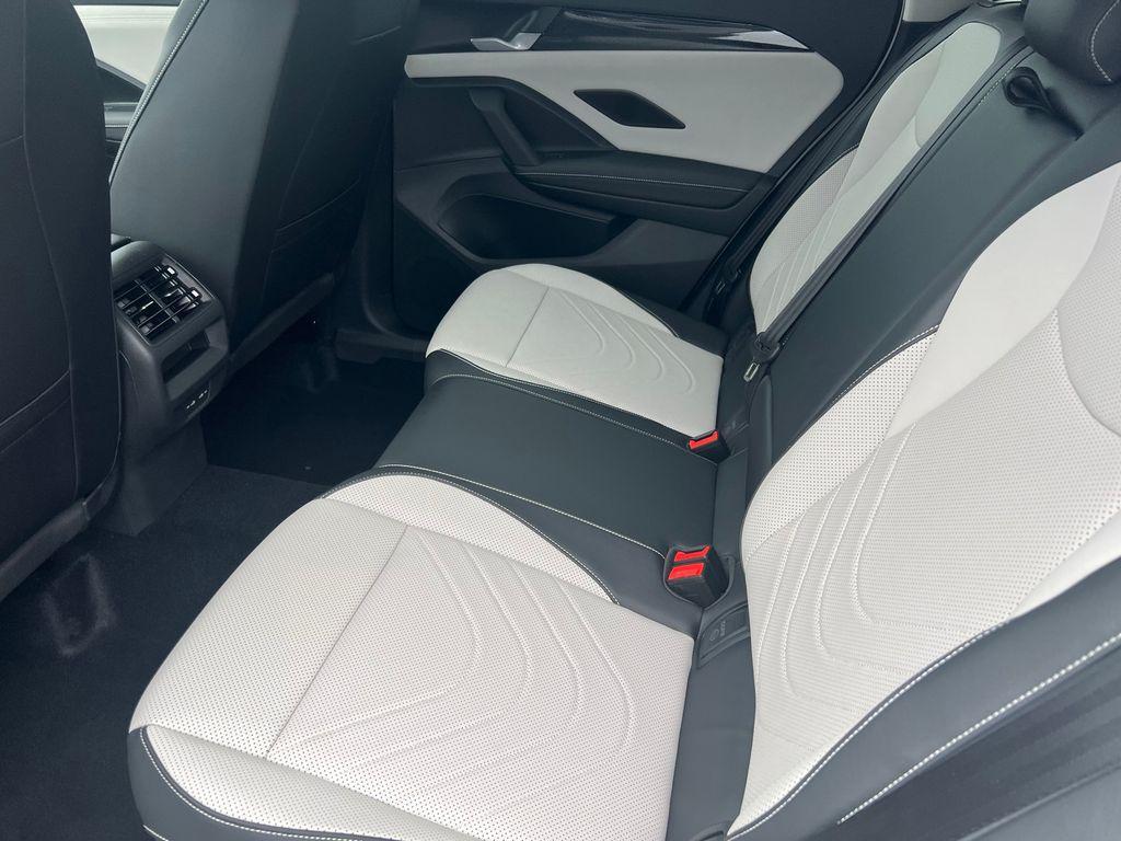 new 2025 Volkswagen Tiguan car, priced at $32,933